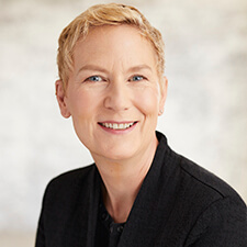 portrait of Laura Bennett, FSA, CFA, MBA